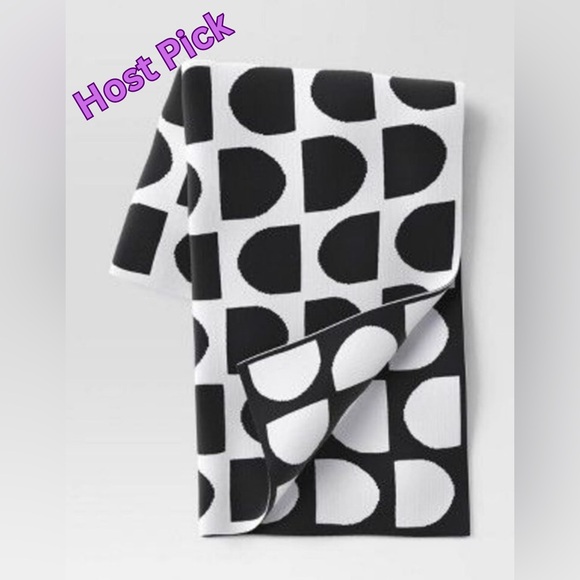 Modern Geometric 50x60 blanket. NWOT. SUPER SOFT - Picture 1 of 6